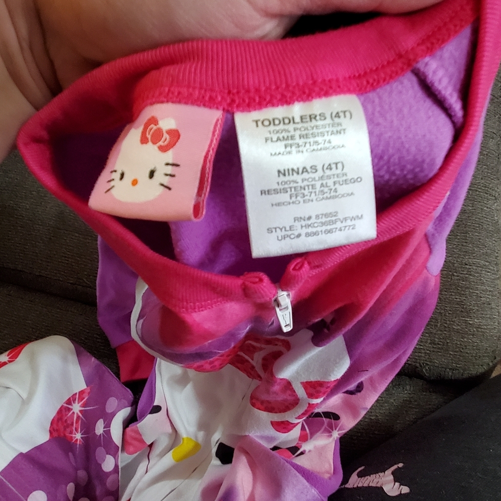 Girl pijamas - Picture 2 of 2